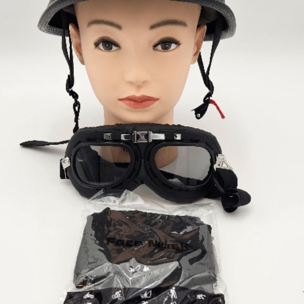 Black Protective Cycling Gear